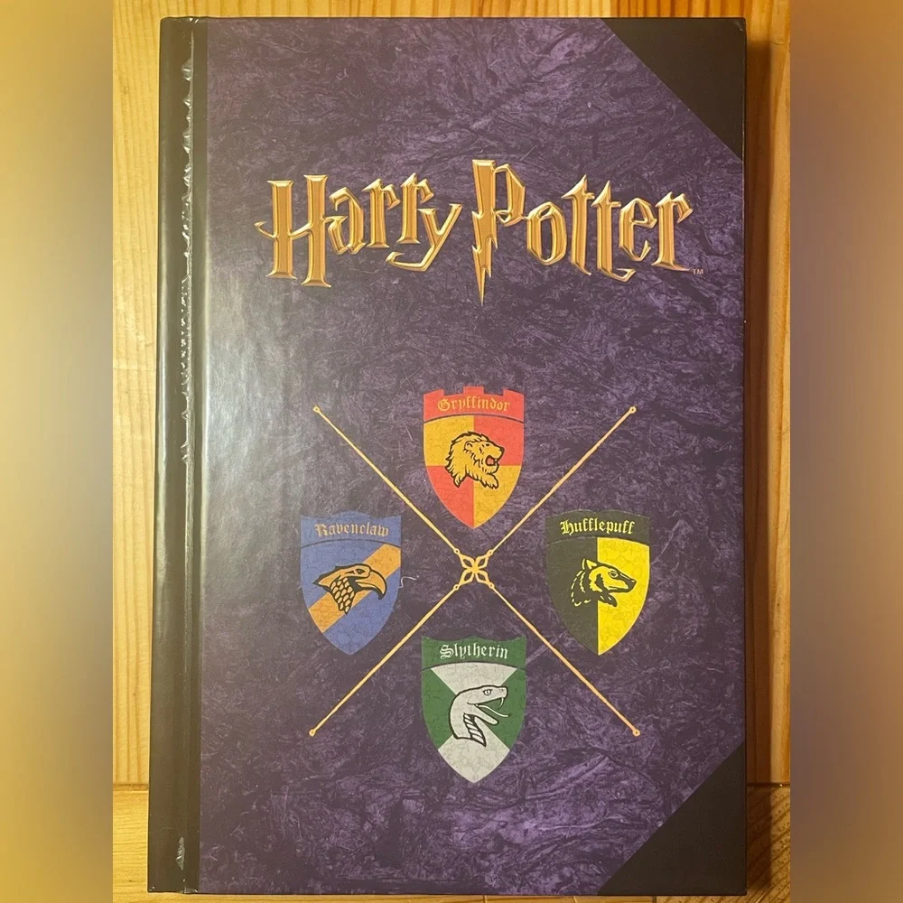 Vintage 2000 Harry Potter Hardcover Journal Scholastic Hogwarts Crests 🛡️📔